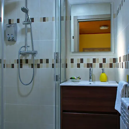 Casa Oliva La Bodegueta * Abiego