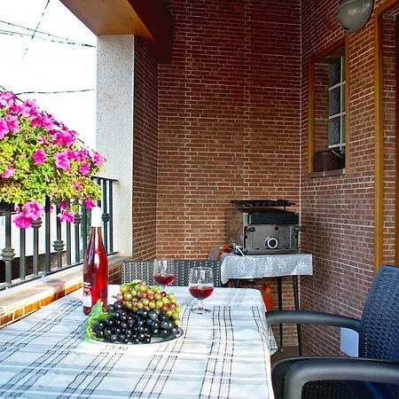 Casa Oliva La Bodegueta 乡村民宿 Abiego